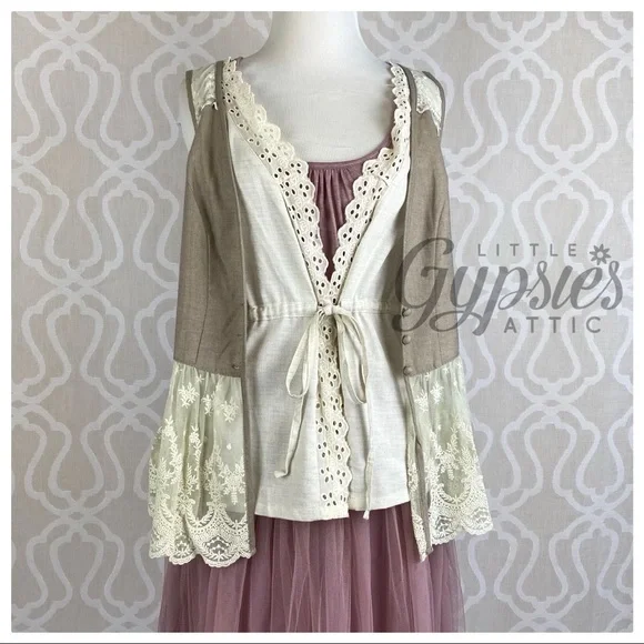 A’reve Peplum Lace Layered Tunic Vest Style Top - Picture 7 of 14